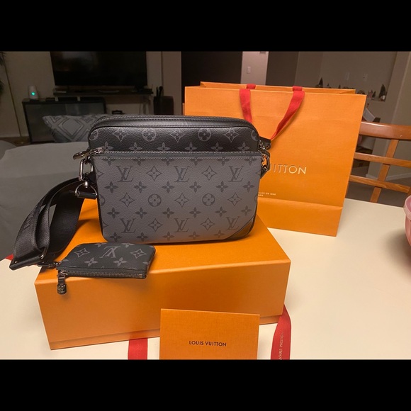 Trio messenger Louis Vuitton - Picture 2 of 3